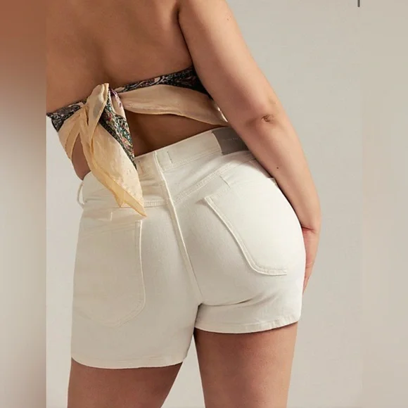 We The Free Crvy Bellarosa Vintage Shorts - Picture 2 of 9